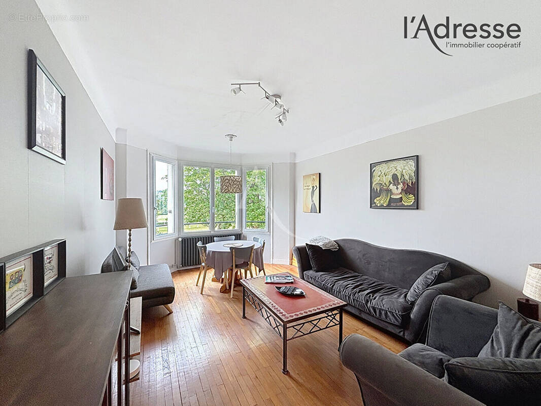 Appartement à SURESNES