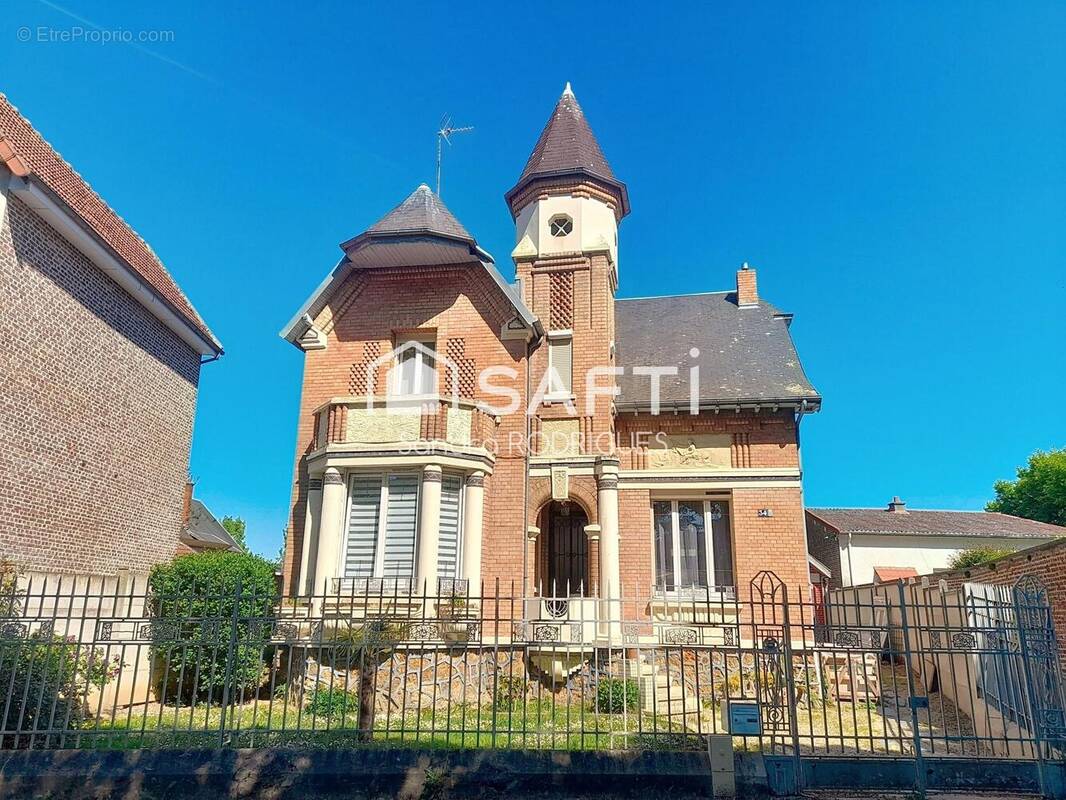 Photo 1 - Maison à TERGNIER