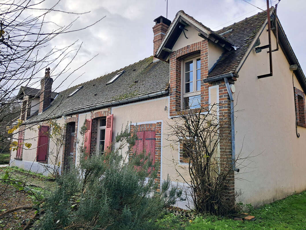 Maison à LA LOUPE