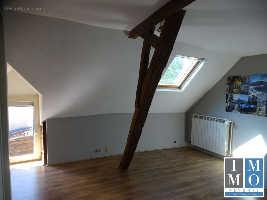 Maison à PLAIMPIED-GIVAUDINS