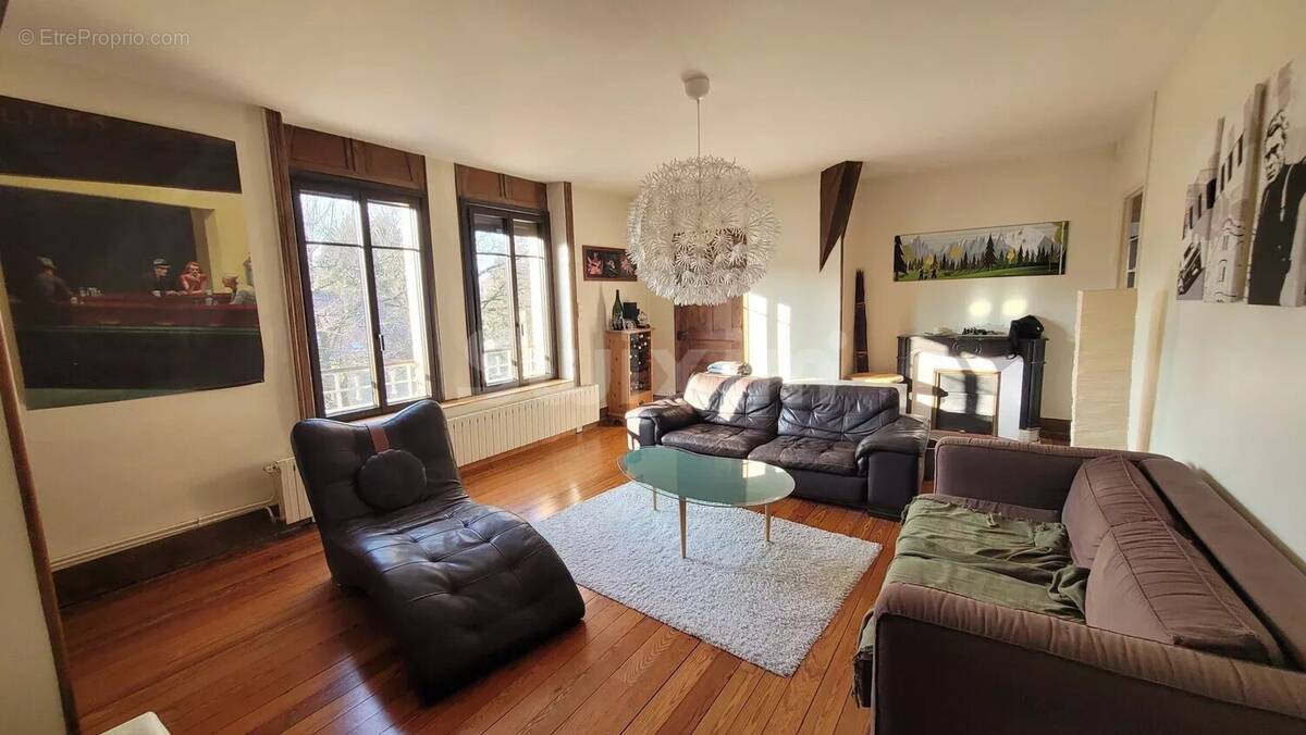 Appartement à LONS-LE-SAUNIER