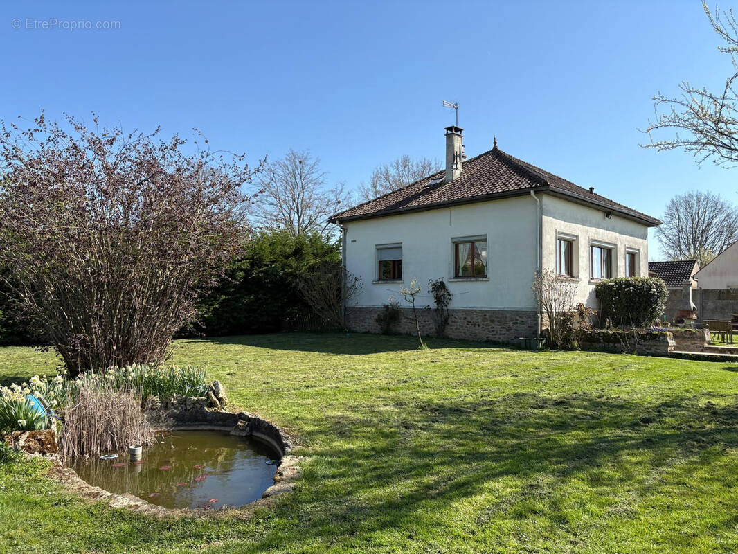 Maison à ROZAY-EN-BRIE