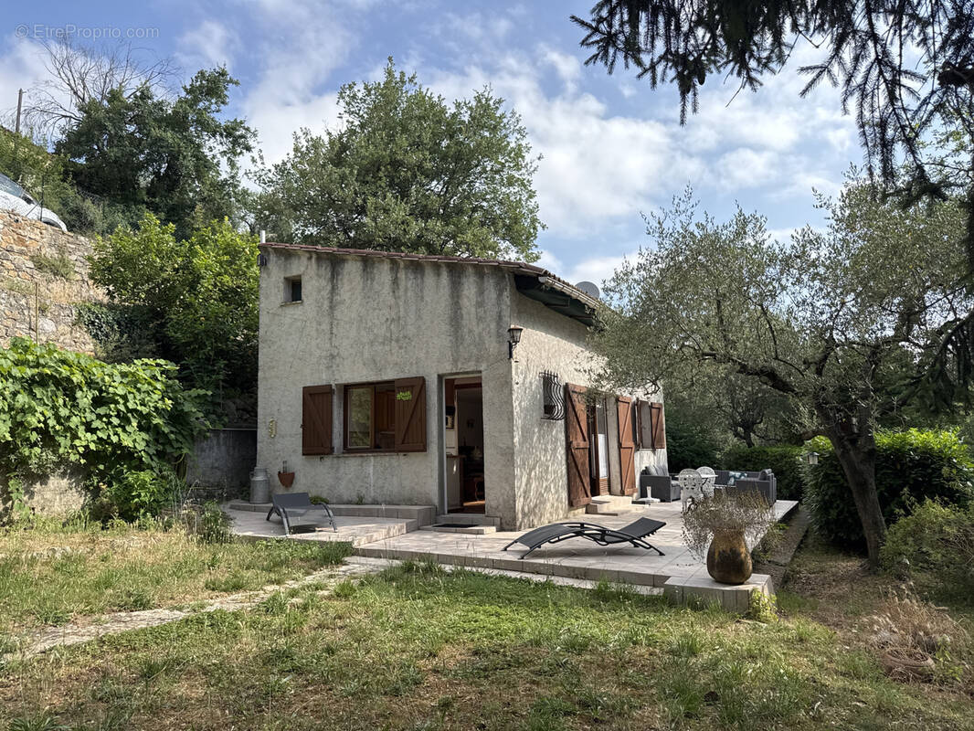 Maison à GATTIERES