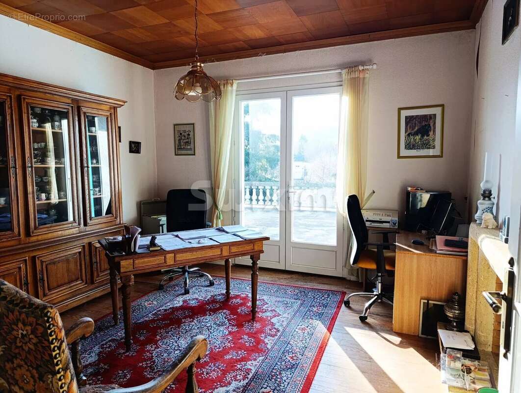 Maison à LAVELANET