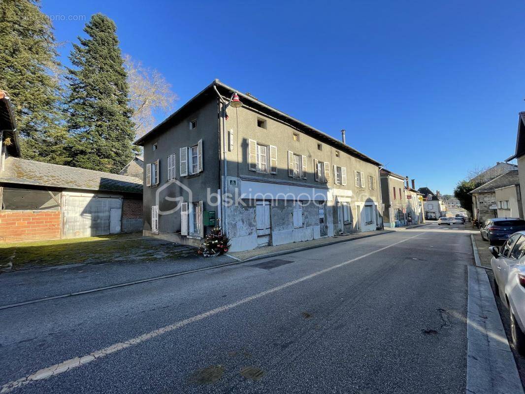 Maison à LINARDS