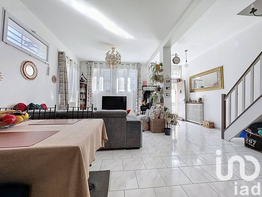 Photo 1 - Appartement à AULNAY-SOUS-BOIS