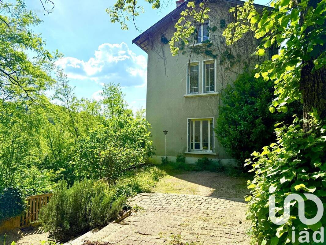 Photo 1 - Maison à TASSIN-LA-DEMI-LUNE