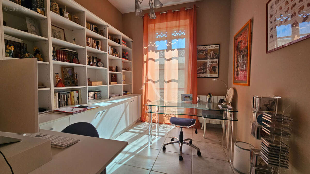 Appartement à NIMES