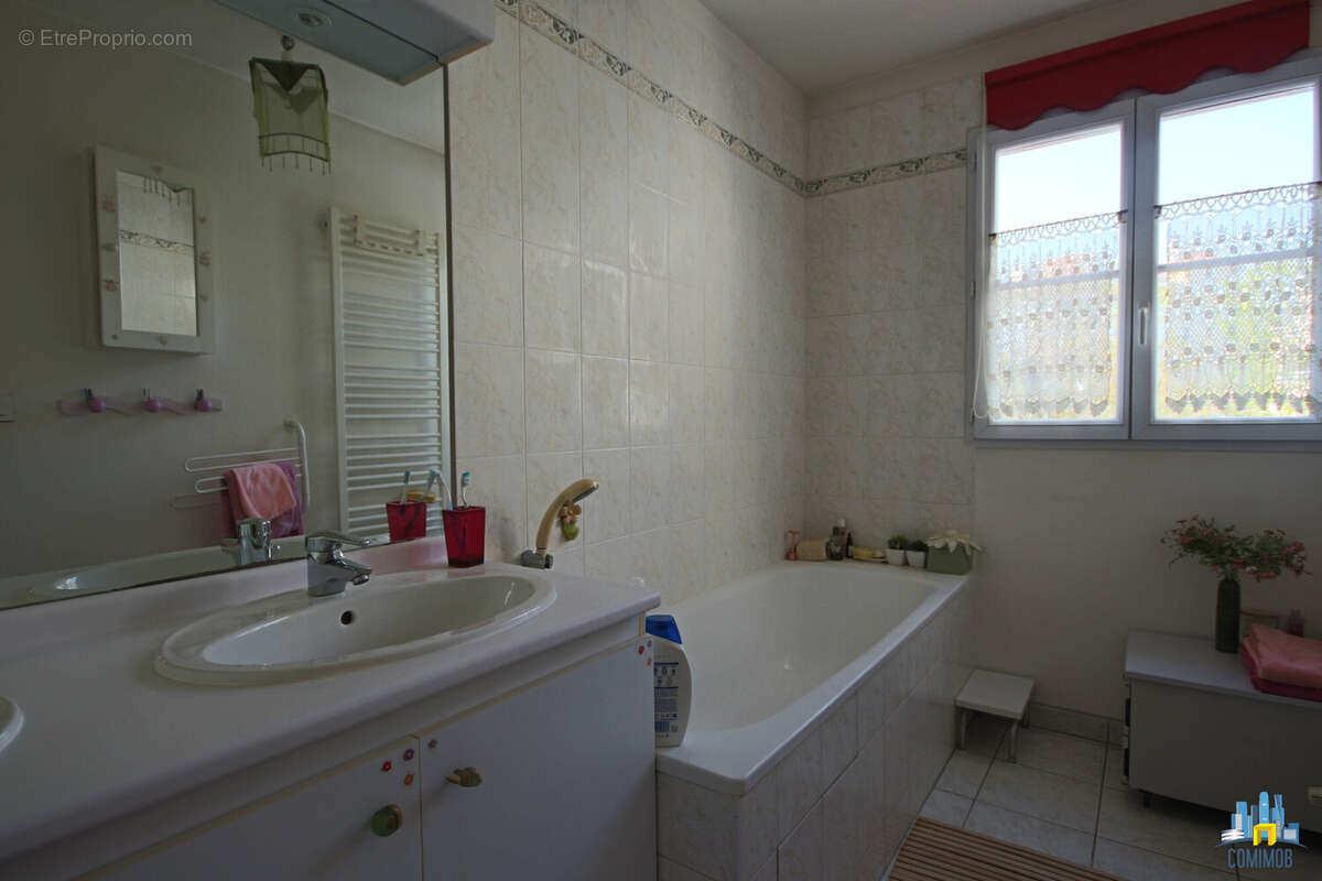 Maison à CARRIERES-SUR-SEINE