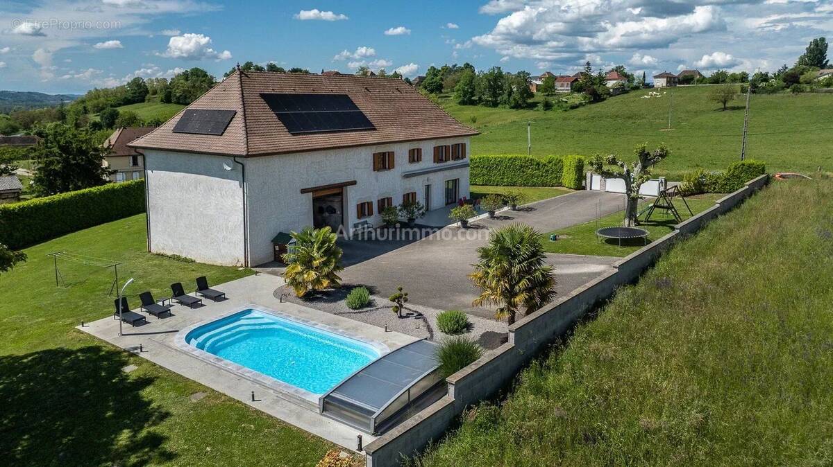 Maison à CORBELIN