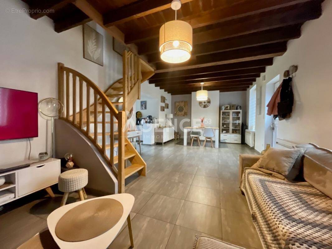 Maison à ISBERGUES