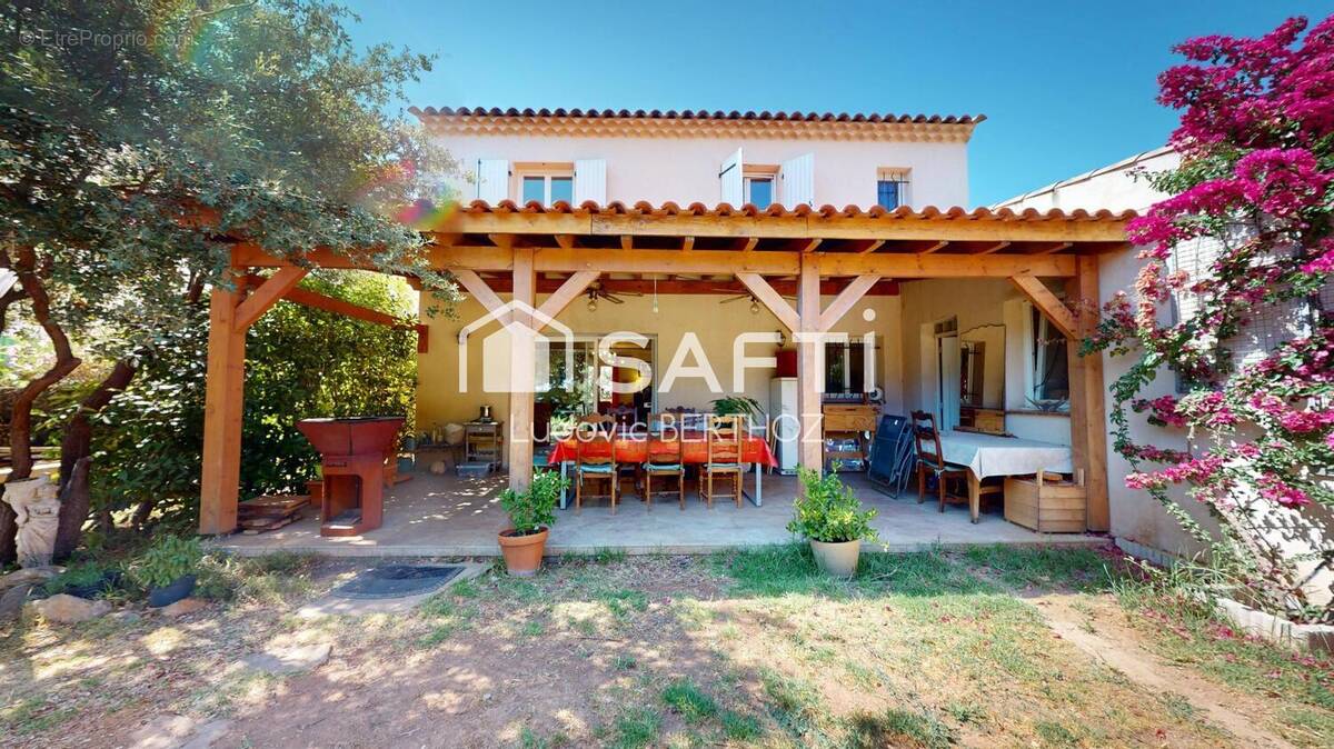 Photo 1 - Maison à PUGET-VILLE