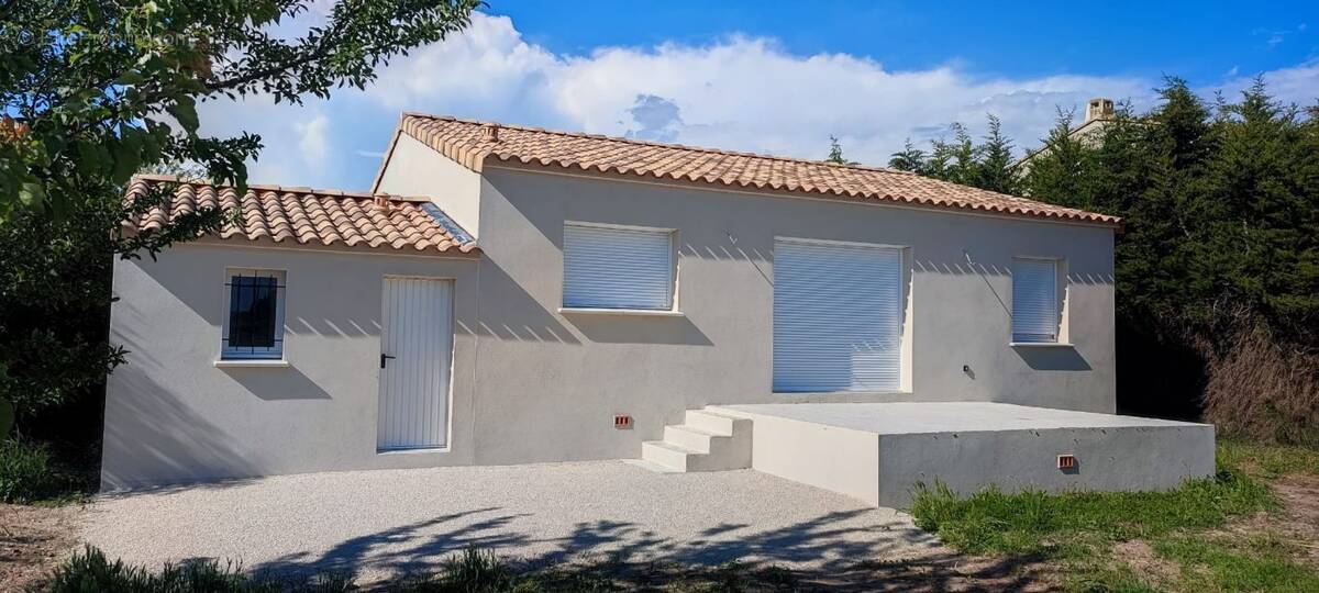 Maison à CLARENSAC