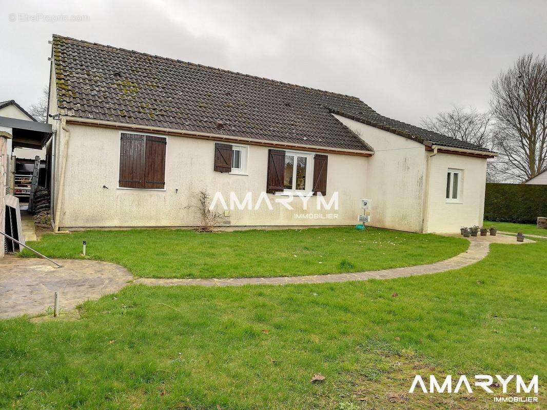 Maison à SAINT-MARTIN-EN-CAMPAGNE