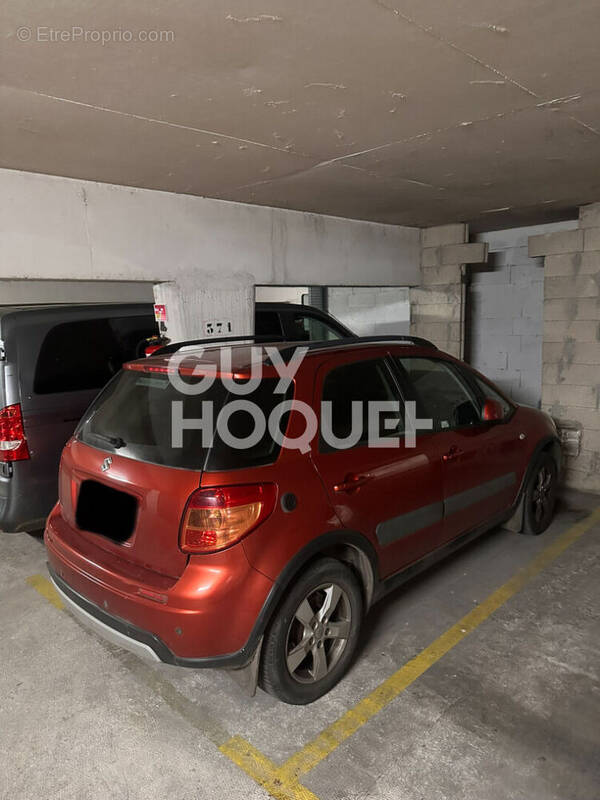 Parking à VANVES