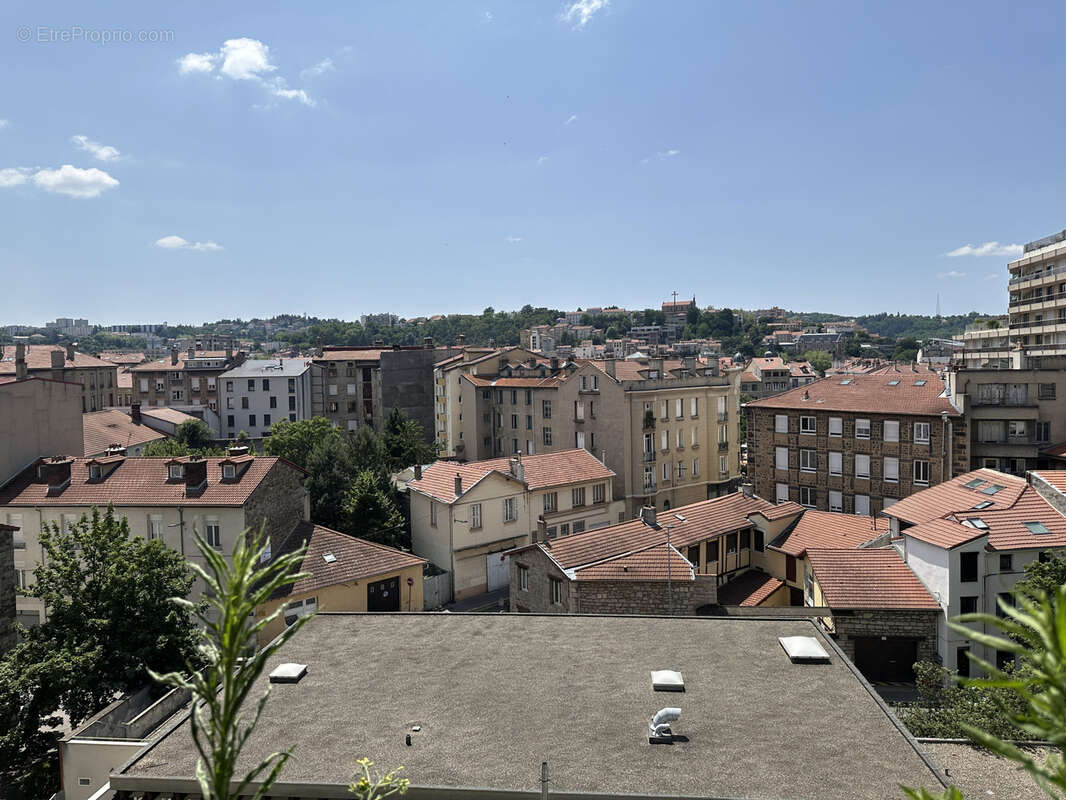 Appartement à SAINT-ETIENNE