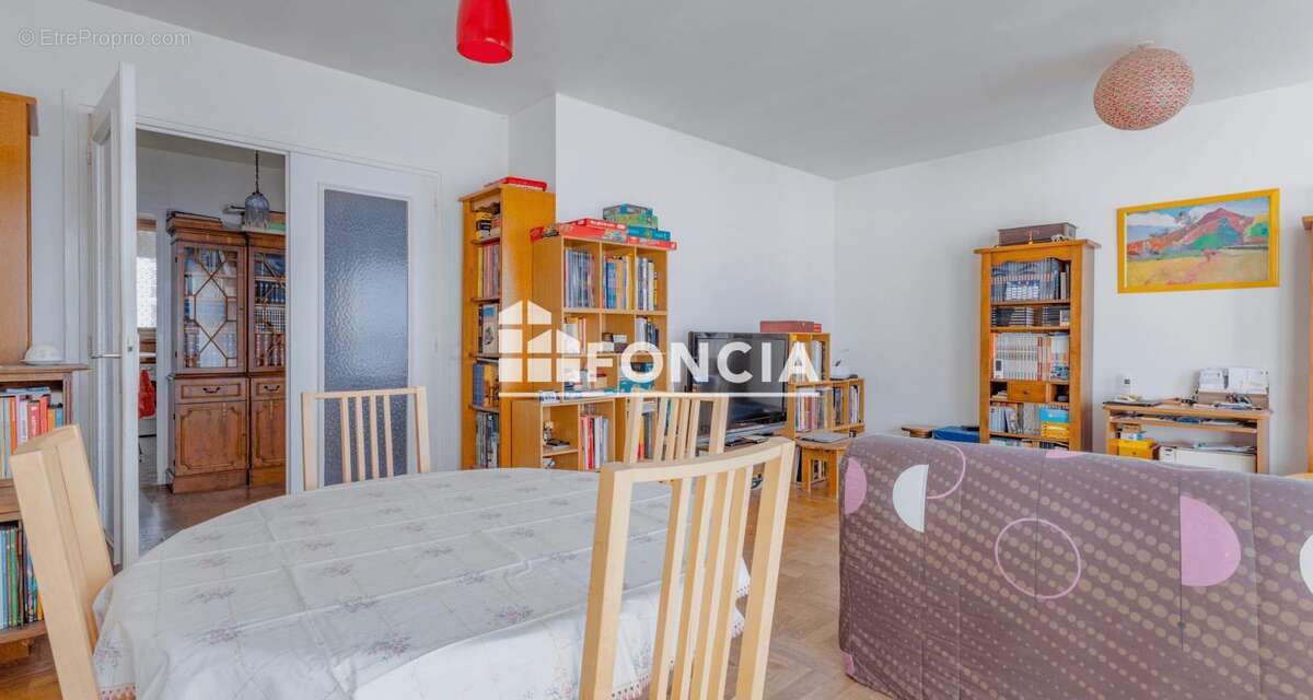 Appartement à LYON-6E