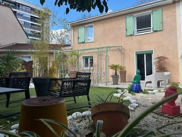 Maison à BORDEAUX