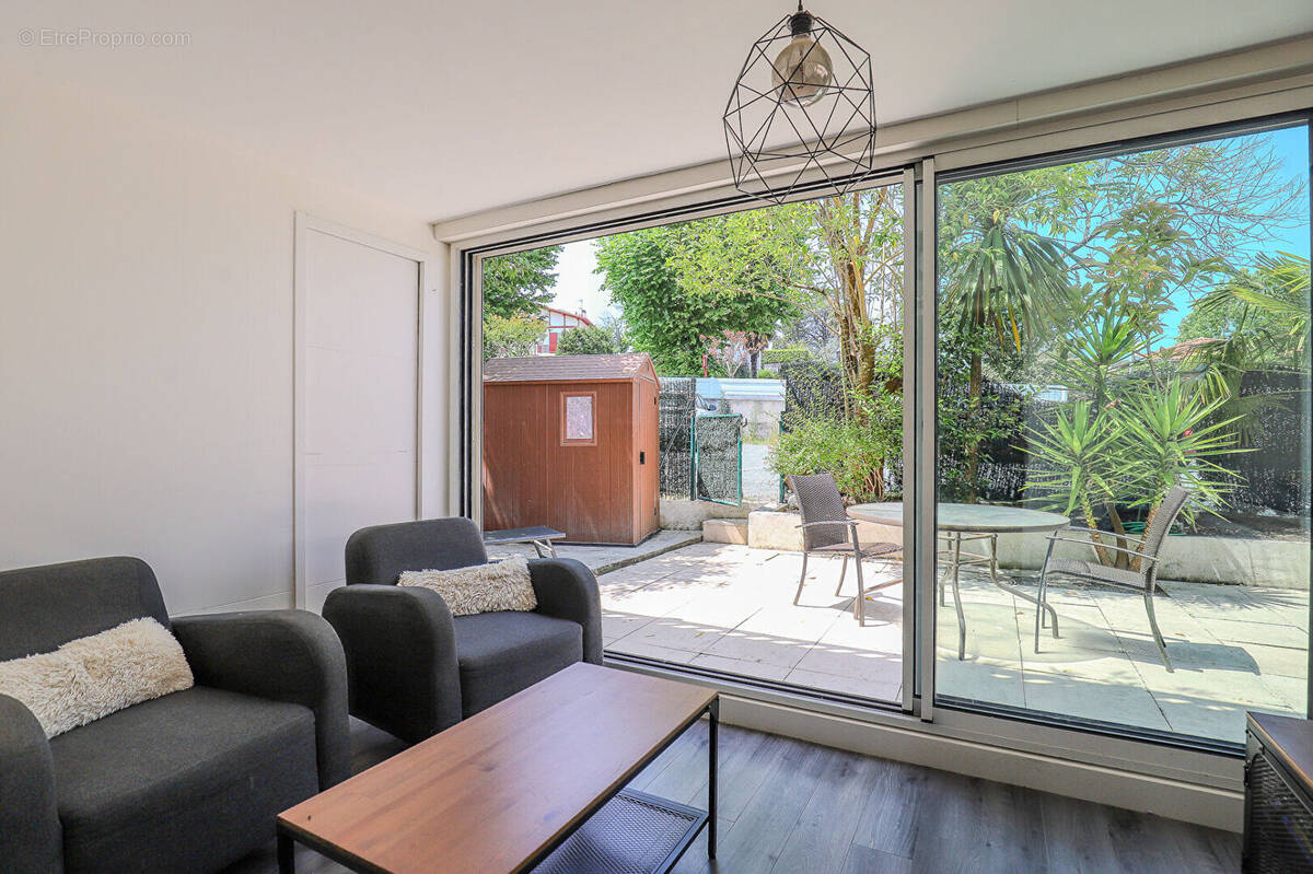 Appartement à URRUGNE