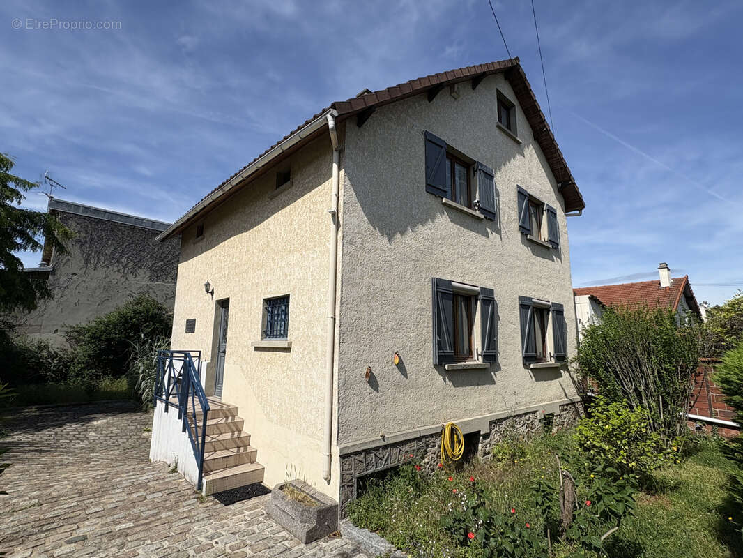 Maison à DRANCY