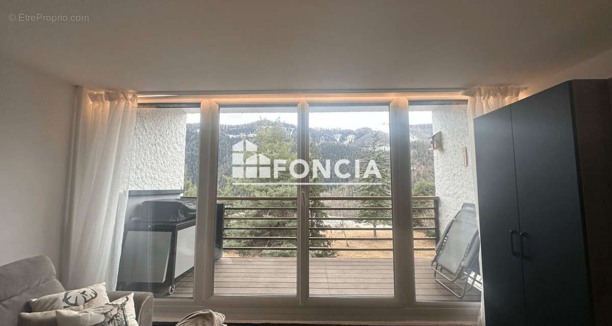 Appartement à SAINT-ETIENNE-DE-TINEE