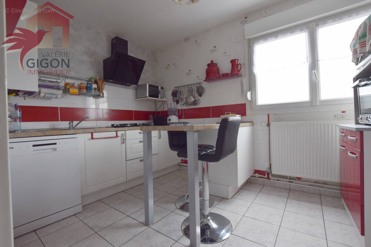 Appartement à GRAND-CHARMONT