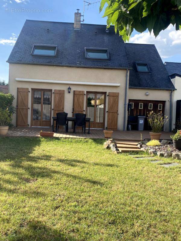 Maison à COURTILLERS