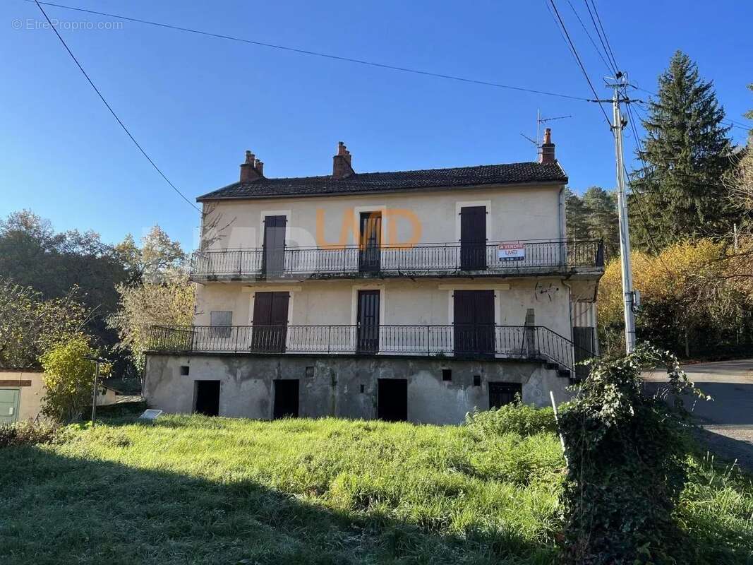 Appartement à AUBIN