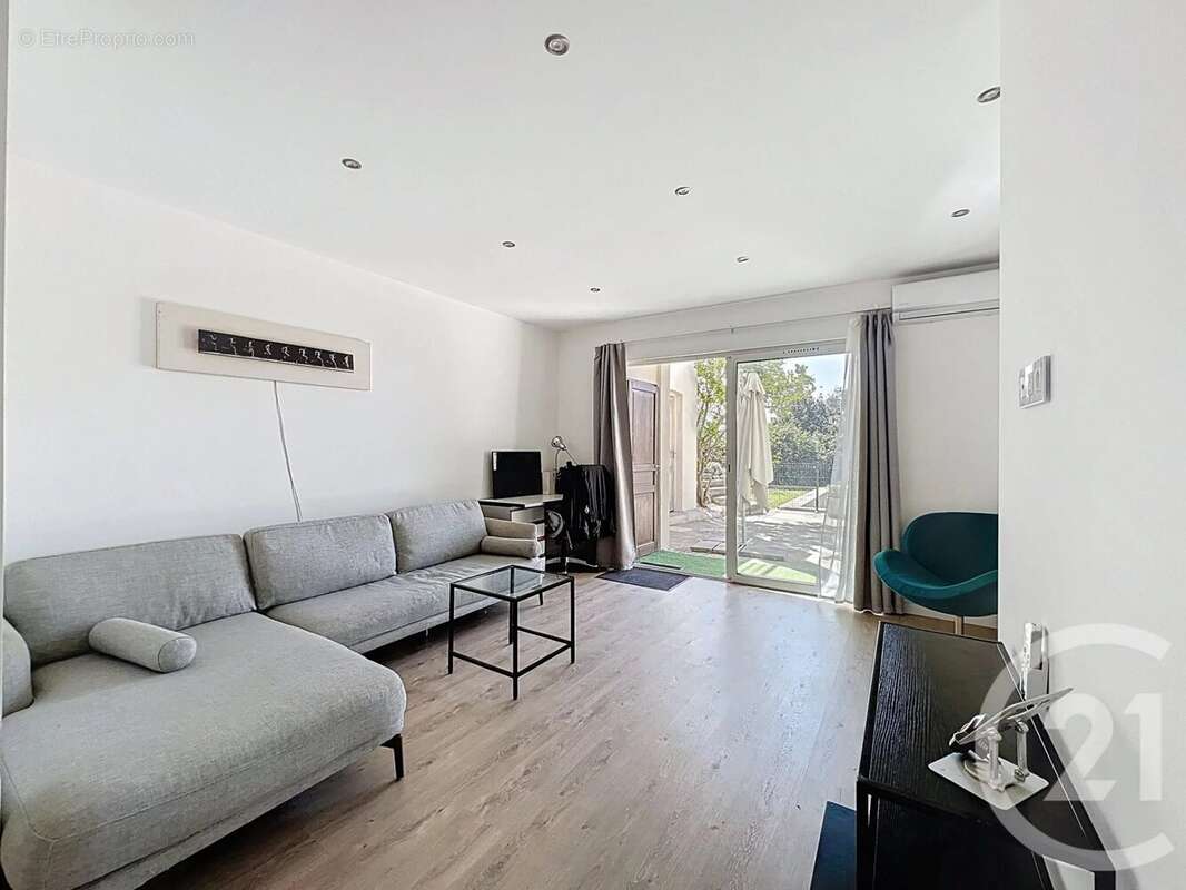 Maison à MOUGINS