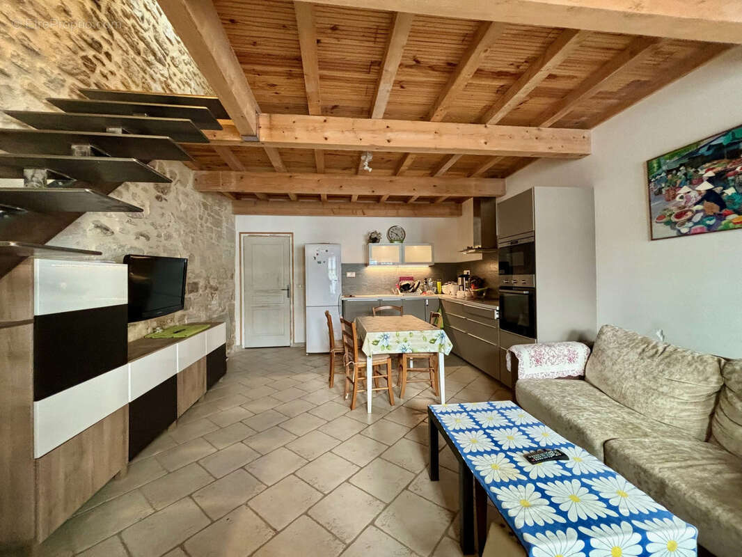 Maison à ARAMON