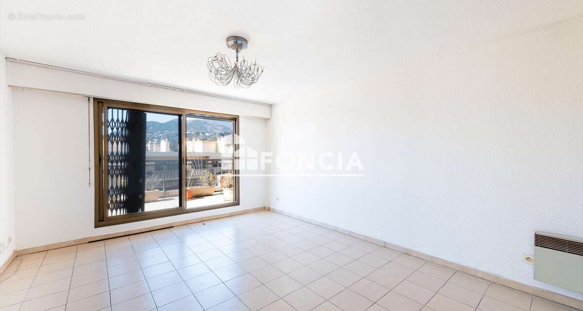 Appartement à MENTON
