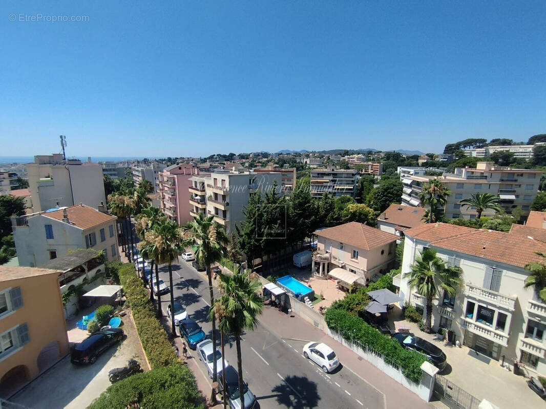 Appartement à LE CANNET