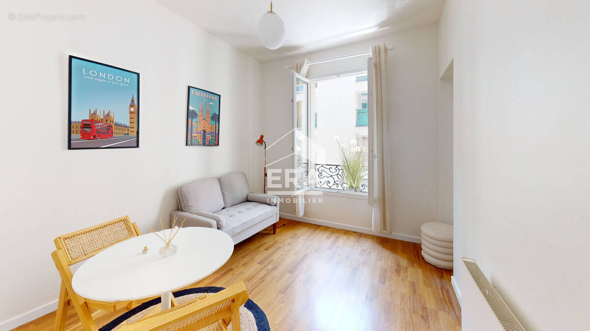 Appartement à PARIS-19E