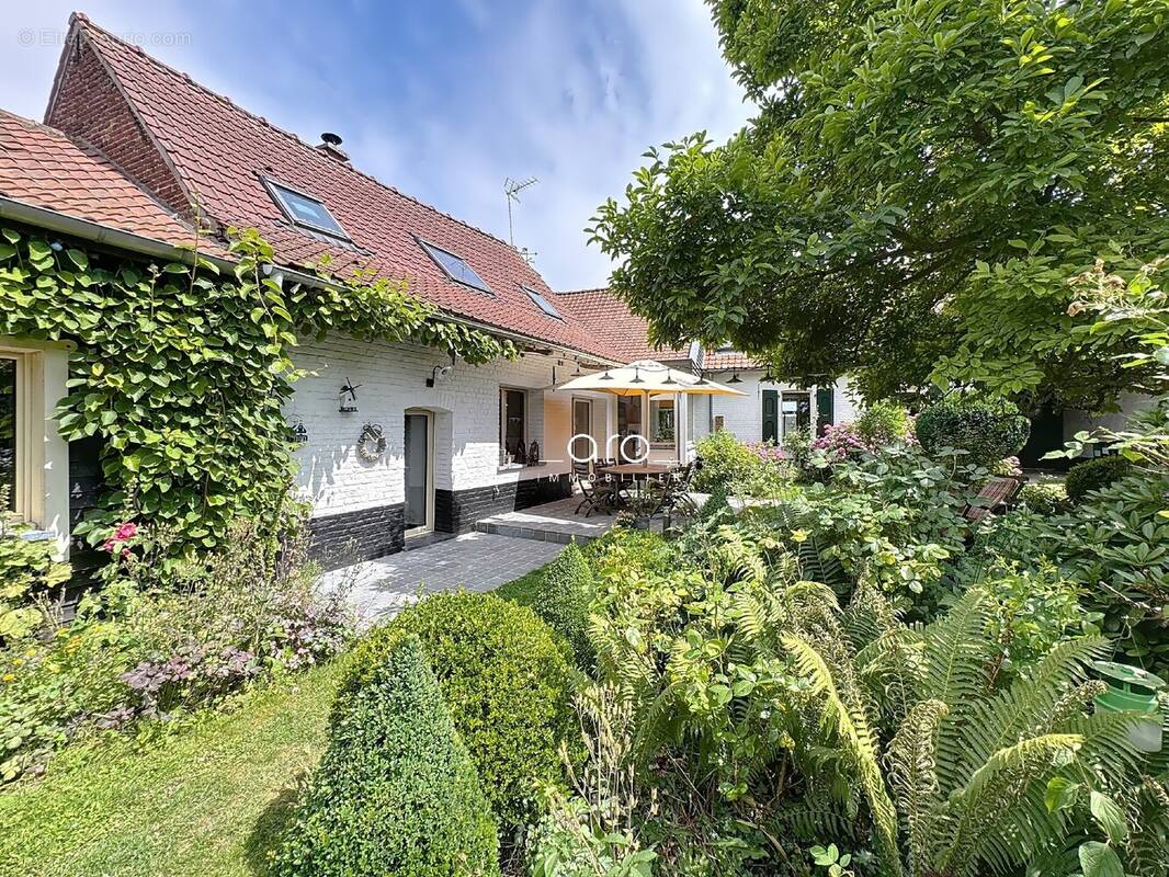 Maison à BOURGHELLES