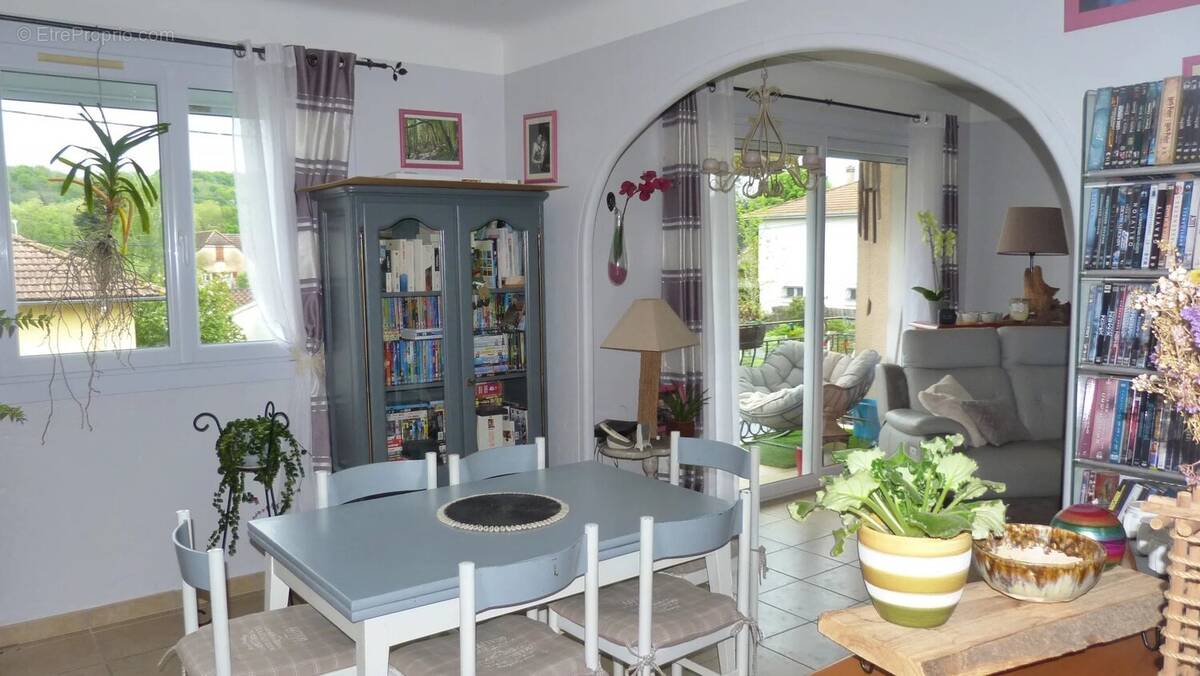 Maison à SEMEAC