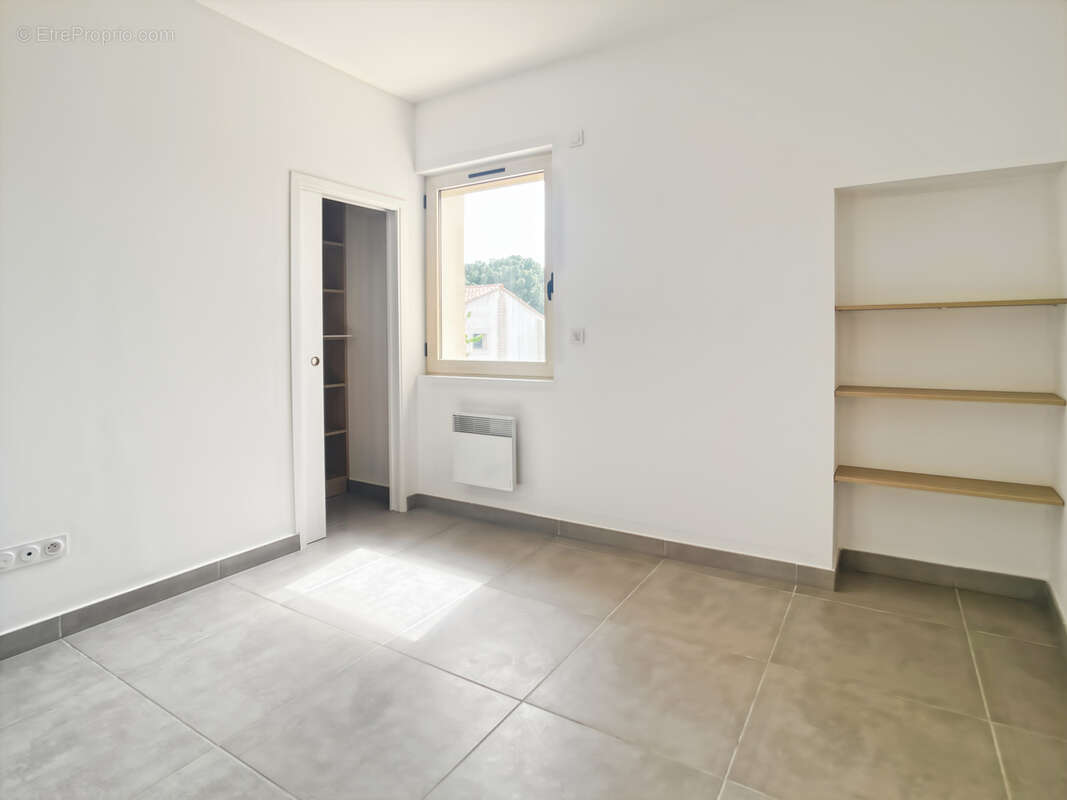 Appartement à LATTES