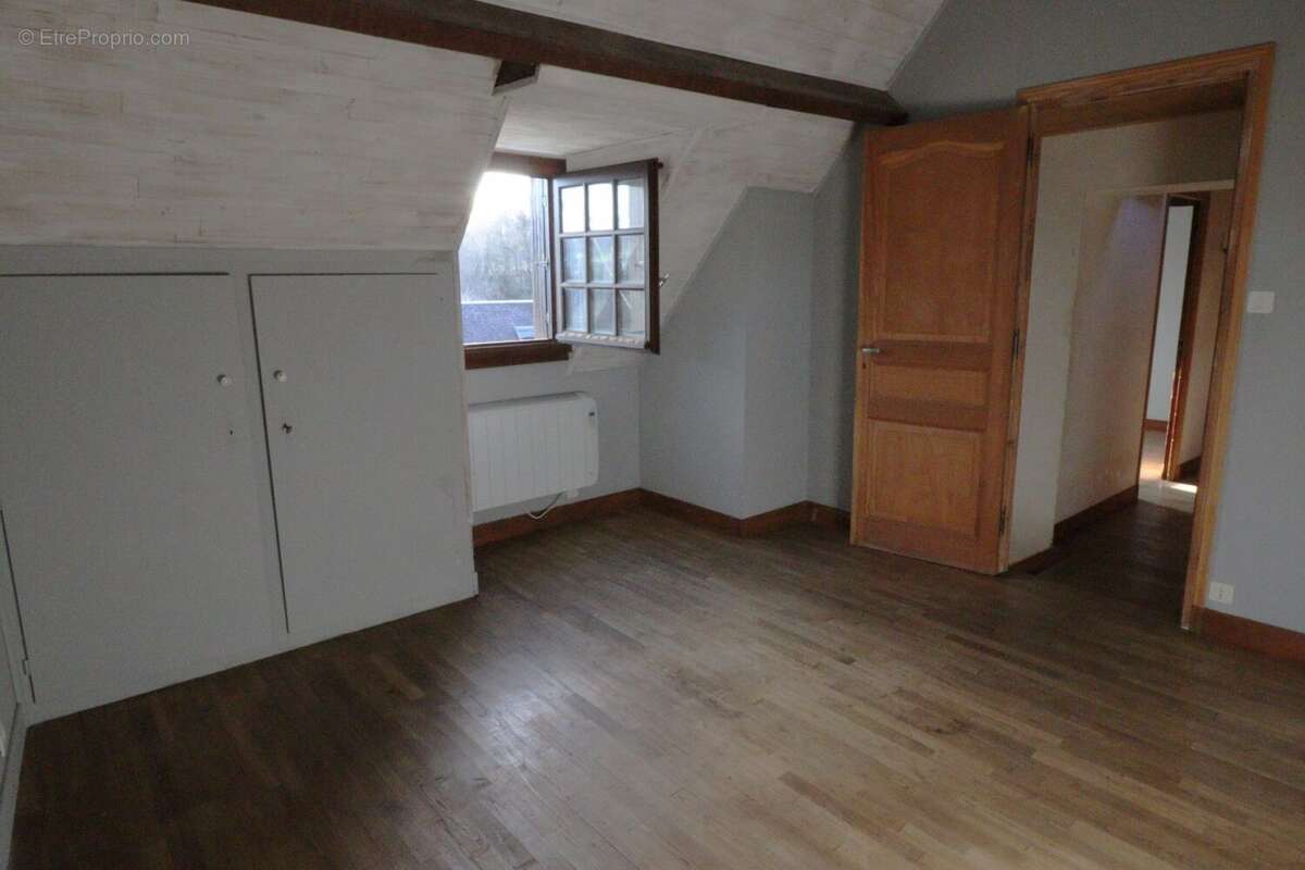 Maison à TREIGNAC
