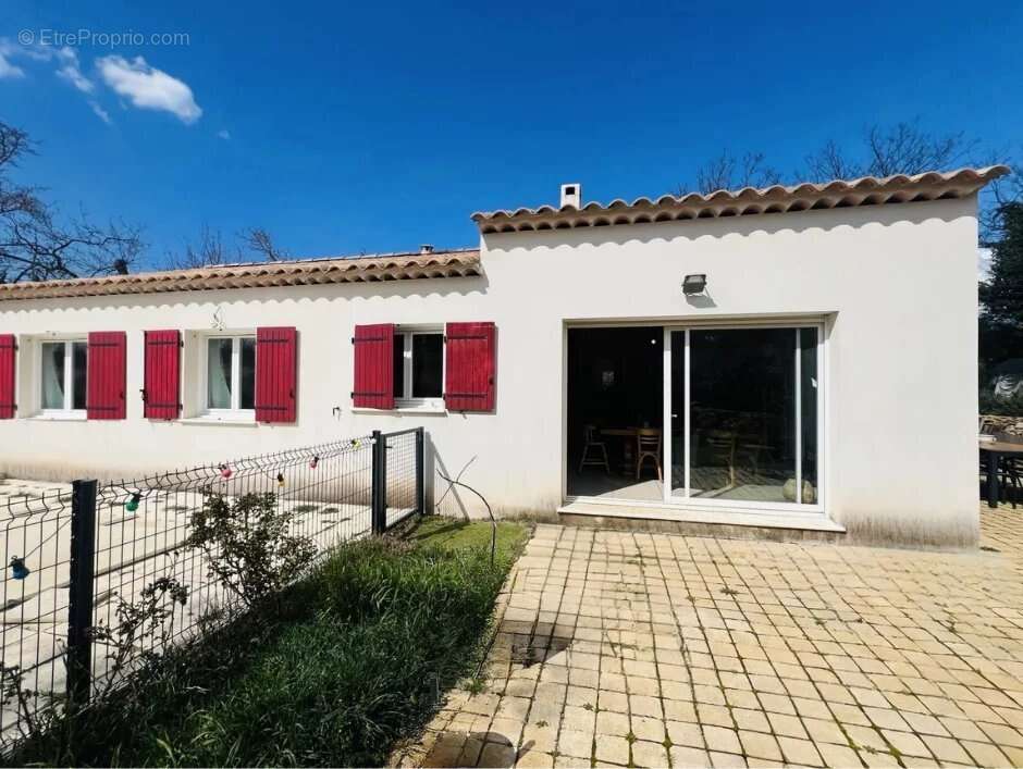Maison à NANS-LES-PINS