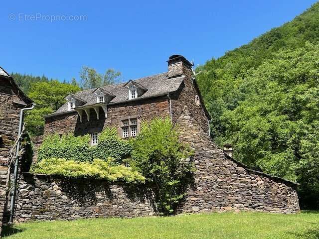 Maison à LAGUIOLE