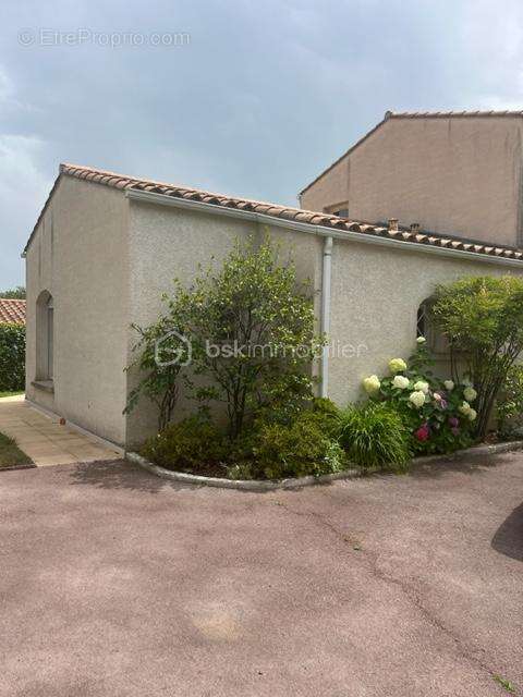 Maison à PRADES-LE-LEZ