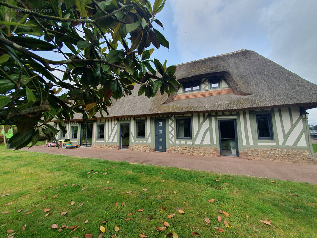 Maison à CORMEILLES
