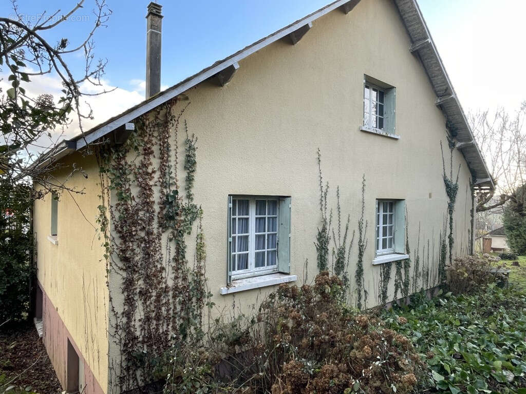 Maison à LUBERSAC
