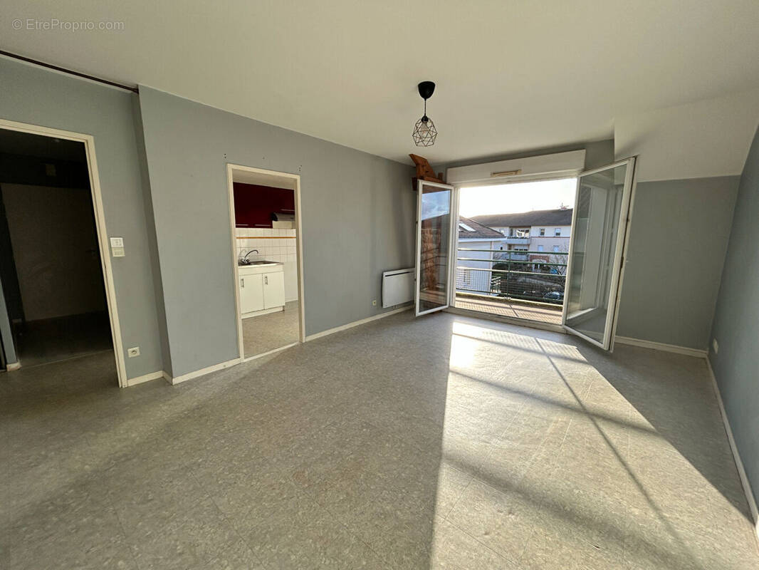 Appartement à LES SORINIERES