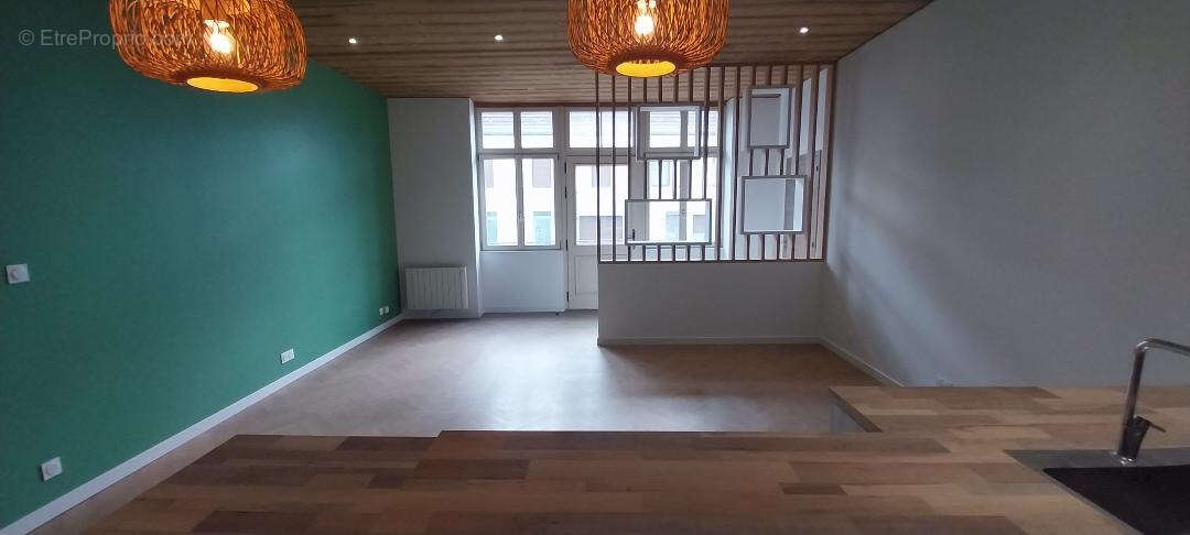 Appartement à MOUTHE