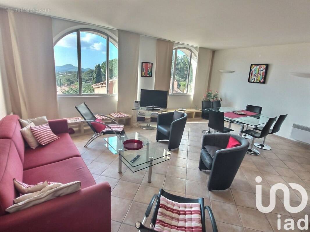 Photo 1 - Appartement à LA CADIERE-D&#039;AZUR