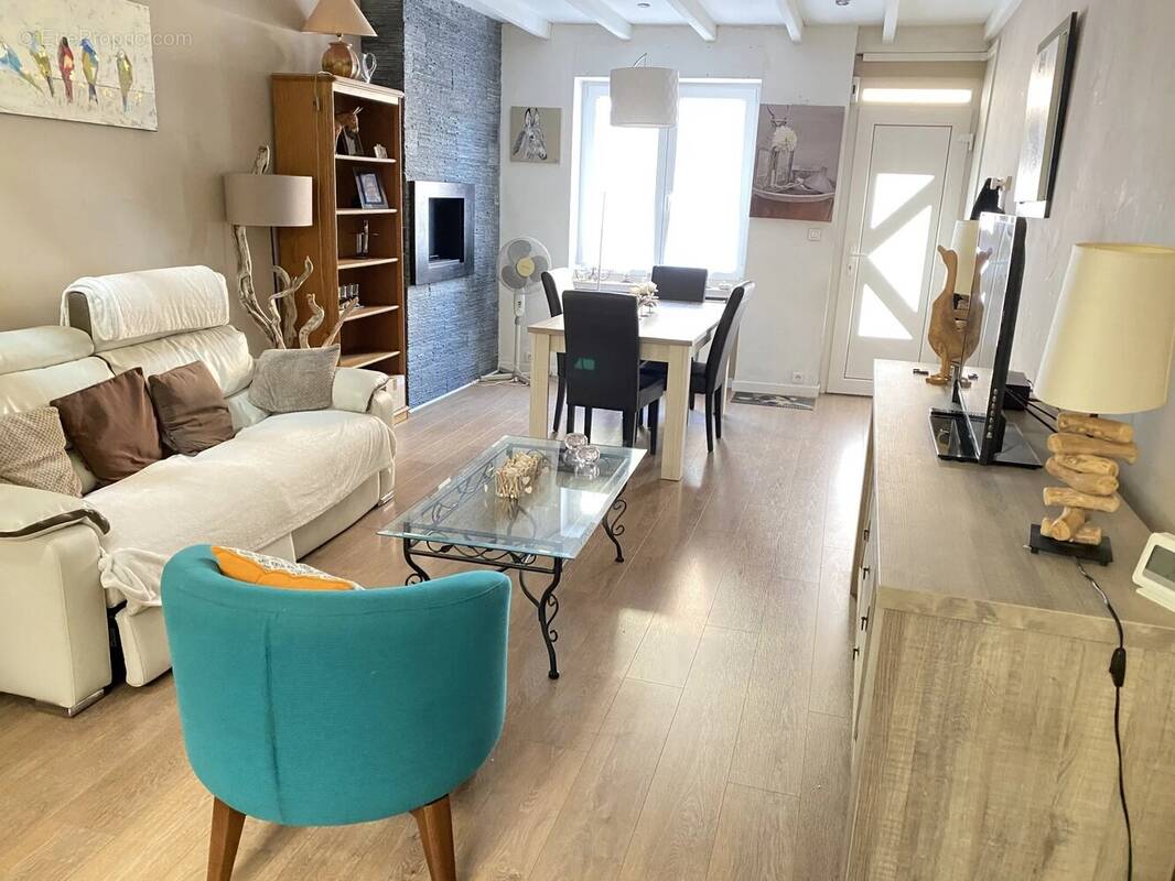 Maison à CROIX
