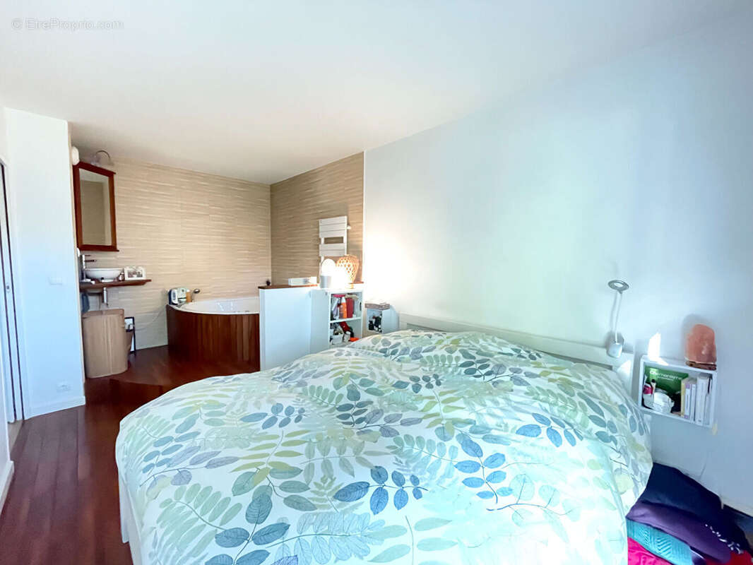 Appartement à VERRIERES-LE-BUISSON