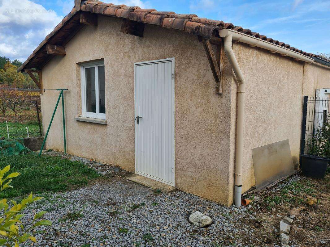 Maison à LABLACHERE