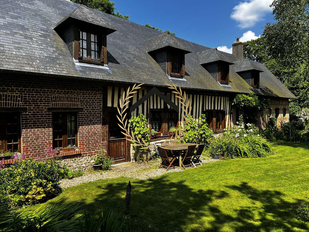 Maison à ANGERVILLE-L&#039;ORCHER