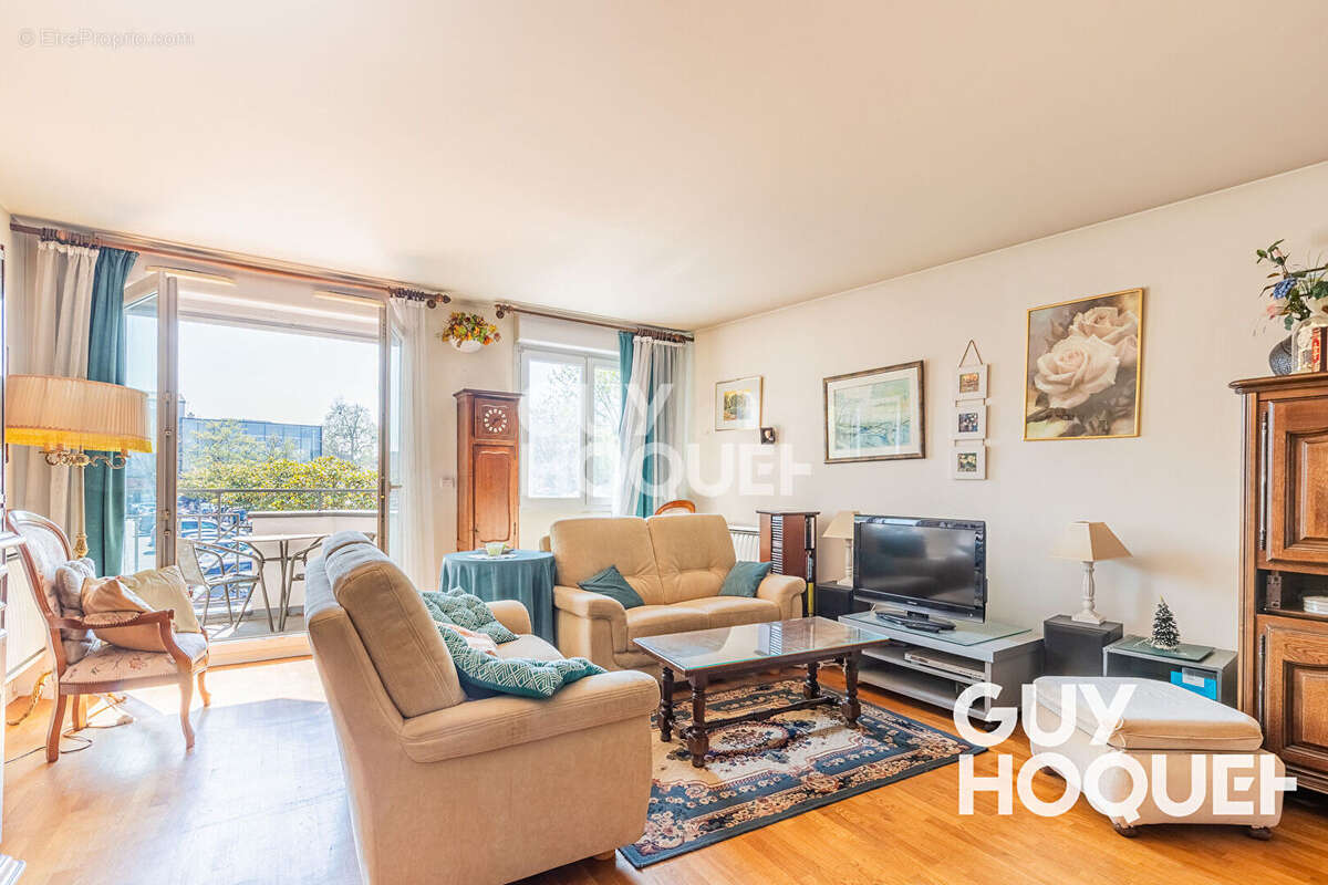 Appartement à JUVISY-SUR-ORGE